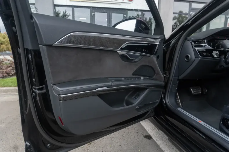 Audi S8 din 2020 cu 87.900 km - oferta AUD119003 - foto 11