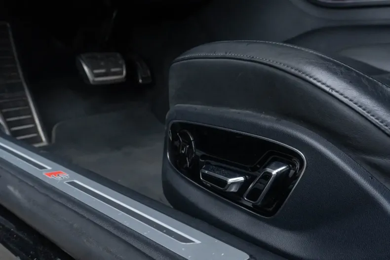 Audi S8 din 2020 cu 87.900 km - oferta AUD119003 - foto 14