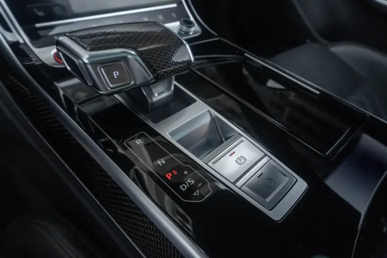 Audi S8 din 2020 cu 87.900 km - oferta AUD119003 - foto 31