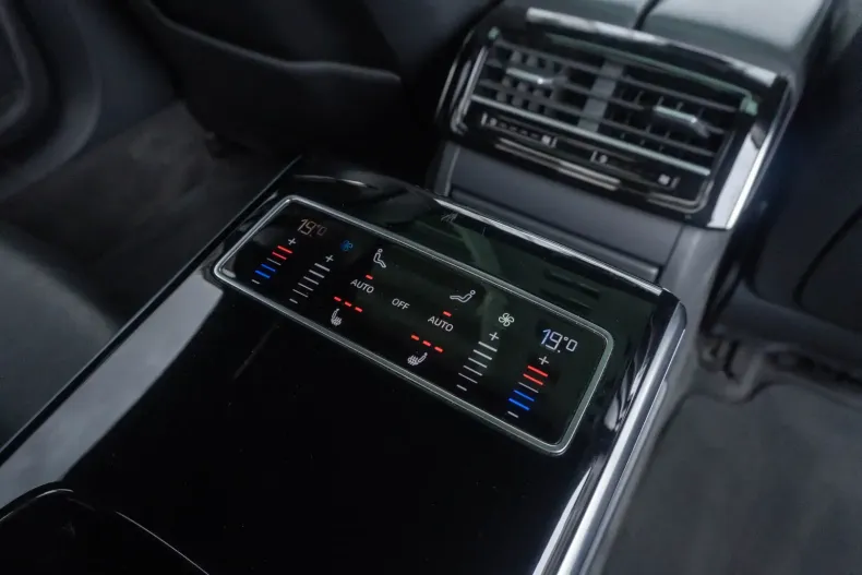 Audi S8 din 2020 cu 87.900 km - oferta AUD119003 - foto 36