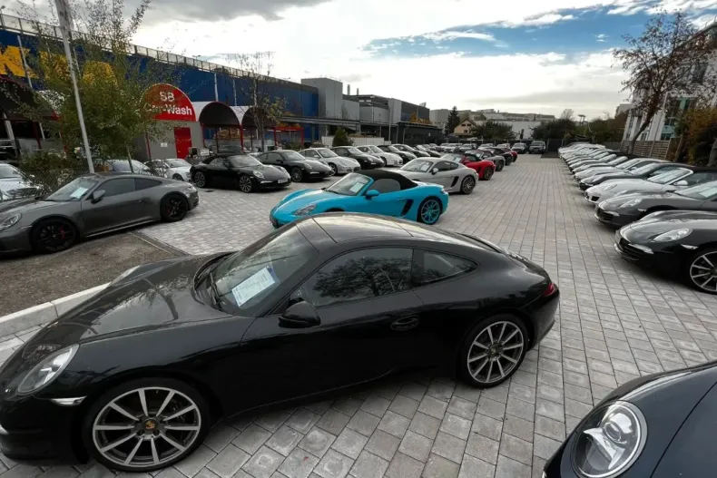 Porsche Cayenne din 2023 cu 19.800 km - oferta POR119011 - foto 11