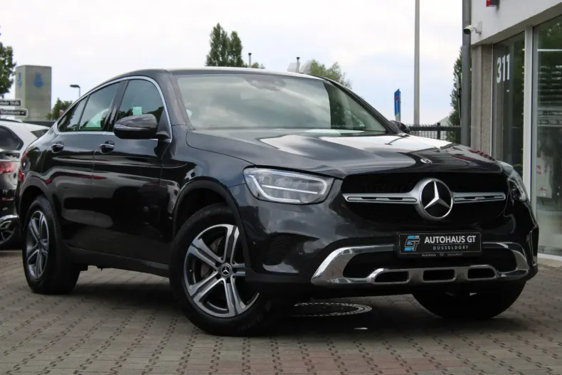 Mercedes-Benz GLC 220 din 2020 cu 70.819 km - oferta MER119013 - foto 1
