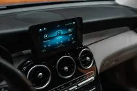 Mercedes-Benz GLC 200 din 2020 cu 97.700 km - oferta MER119015 - foto 7