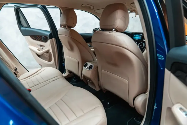 Mercedes-Benz GLC 200 din 2020 cu 97.700 km - oferta MER119015 - foto 15