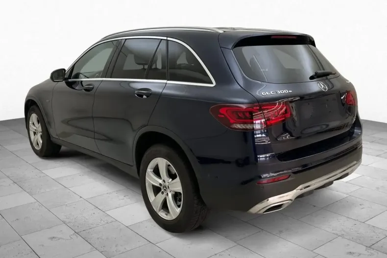 Mercedes-Benz GLC 300 din 2021 cu 65.780 km - oferta MER119016 - foto 5