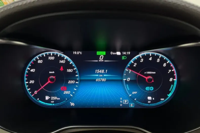 Mercedes-Benz GLC 300 din 2021 cu 65.780 km - oferta MER119016 - foto 12