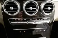 Mercedes-Benz GLC 300 din 2021 cu 65.780 km - oferta MER119016 - foto 15