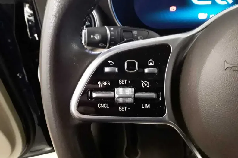 Mercedes-Benz GLC 300 din 2021 cu 65.780 km - oferta MER119016 - foto 16