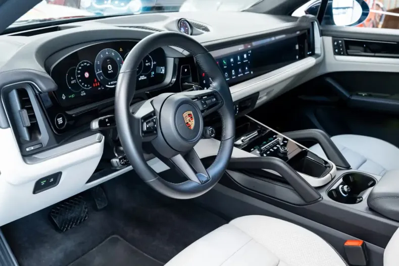 Porsche Cayenne din 2023 cu 16.200 km - oferta POR119017 - foto 5