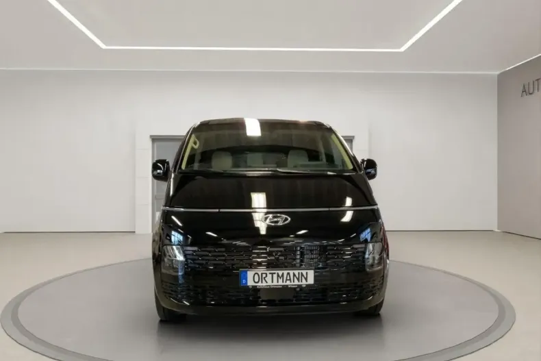 Hyundai STARIA din 2024 cu 18.928 km - oferta HYU119018 - foto 2