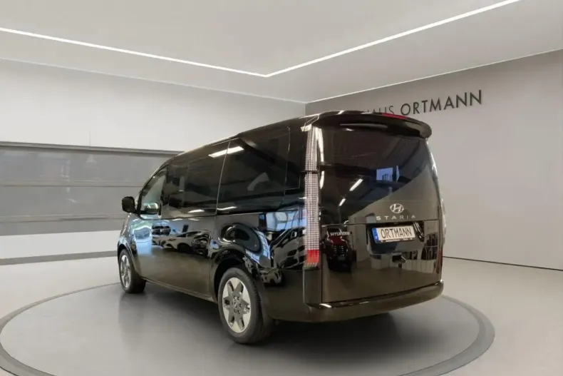 Hyundai STARIA din 2024 cu 18.928 km - oferta HYU119018 - foto 5