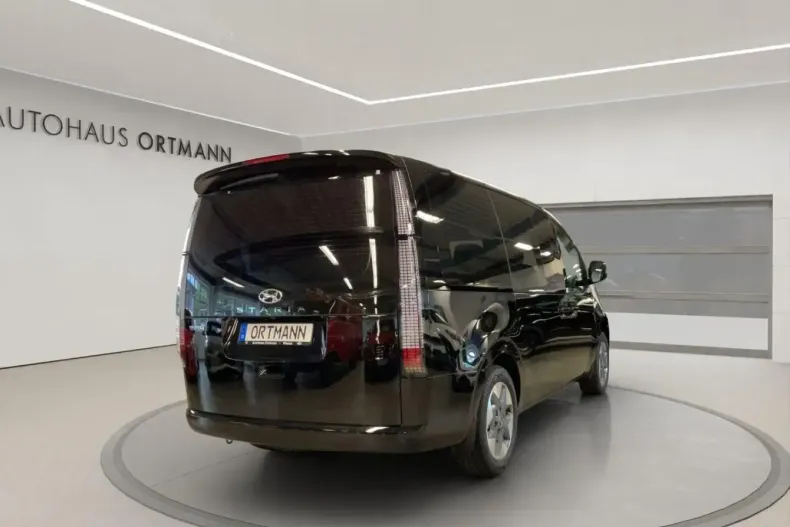 Hyundai STARIA din 2024 cu 18.928 km - oferta HYU119018 - foto 7