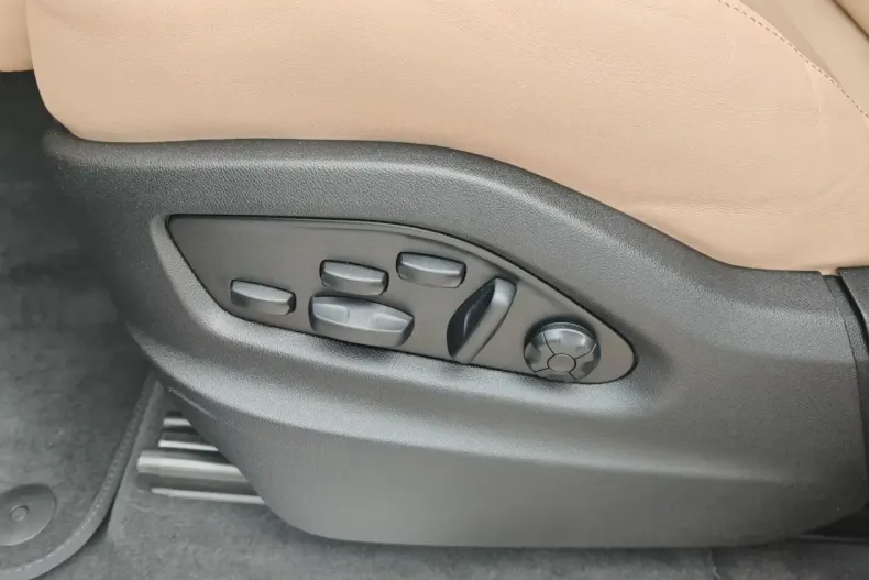 Porsche Cayenne din 2024 cu 50 km - oferta POR119022 - foto 5