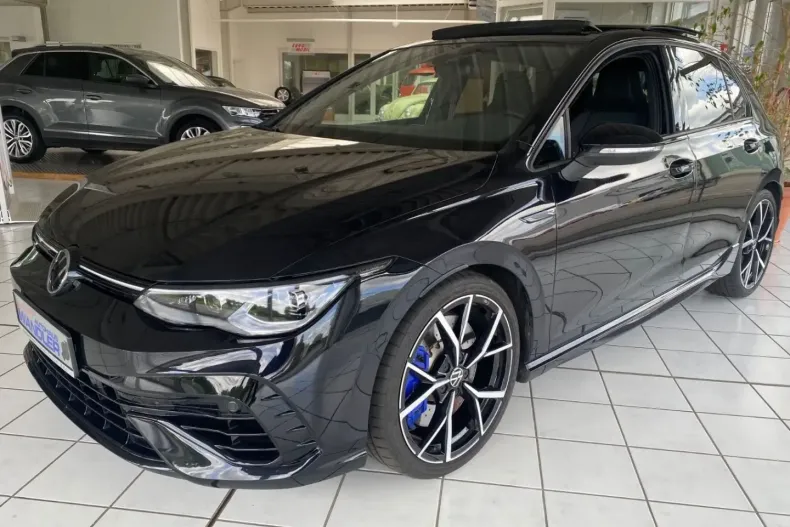 Volkswagen Golf din 2023 cu 27.191 km - oferta VOL119027 - foto 1