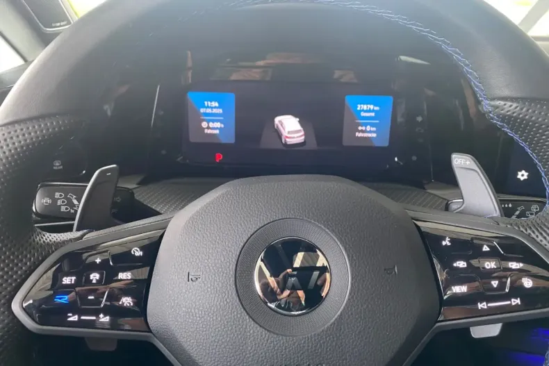 Volkswagen Golf din 2023 cu 27.191 km - oferta VOL119027 - foto 10