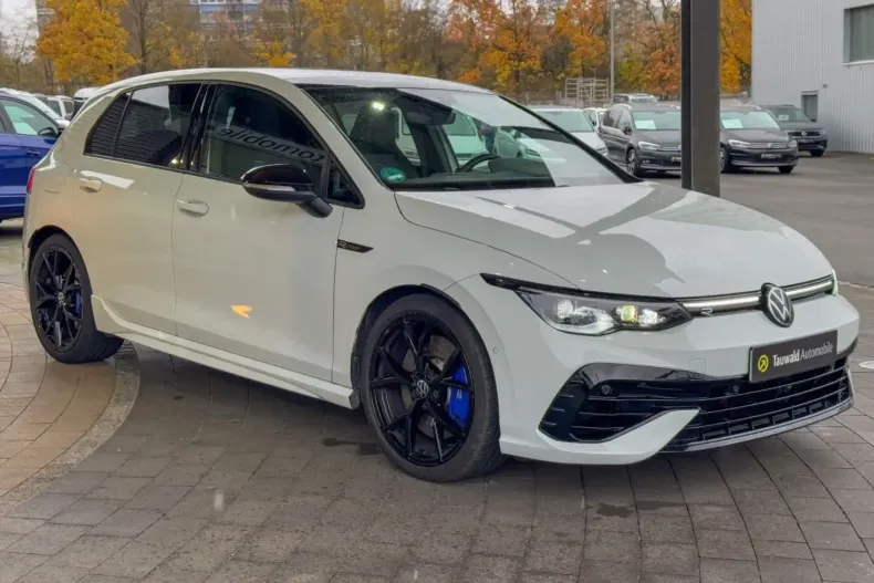 Volkswagen Golf din 2023 cu 13.900 km - oferta VOL119028 - foto 3