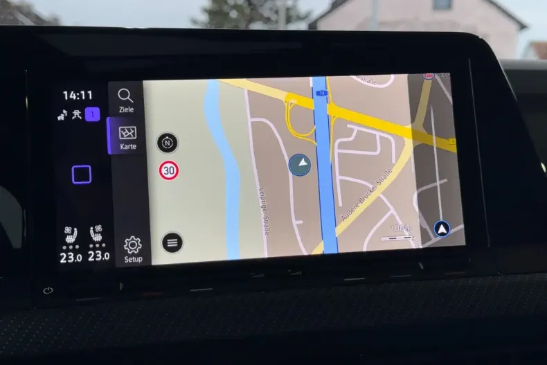 Volkswagen Golf din 2023 cu 13.900 km - oferta VOL119028 - foto 19