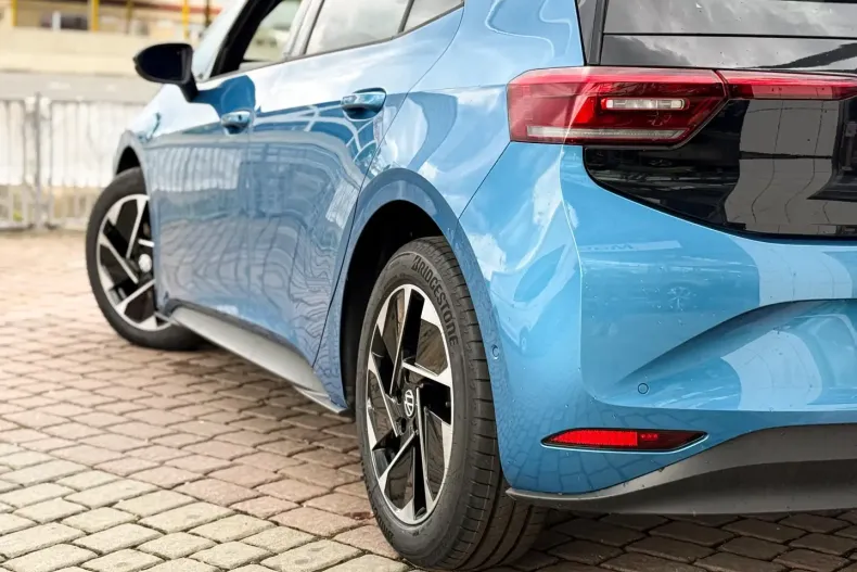 Volkswagen ID.3 din 2025 cu 1 km - oferta VOL119032 - foto 23