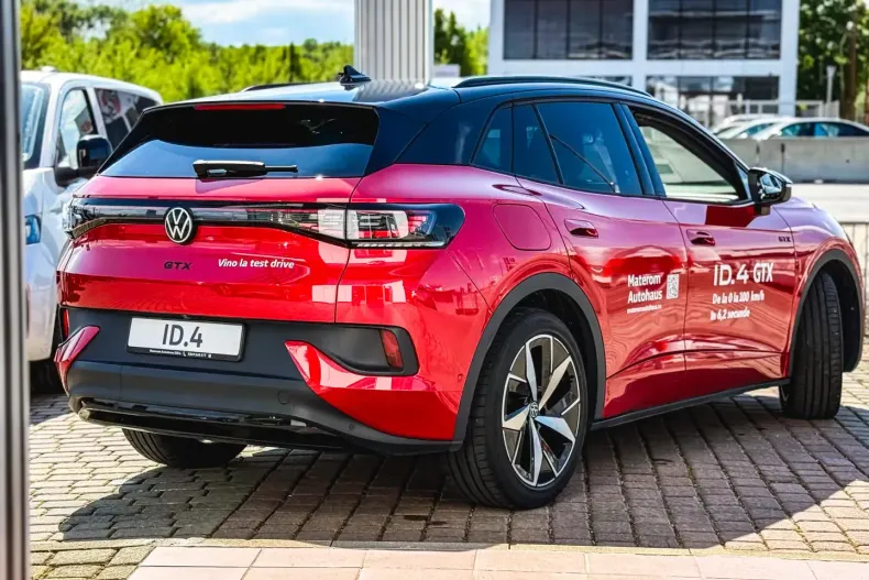 Volkswagen ID.4 din 2023 cu 14.500 km - oferta VOL119033 - foto 4