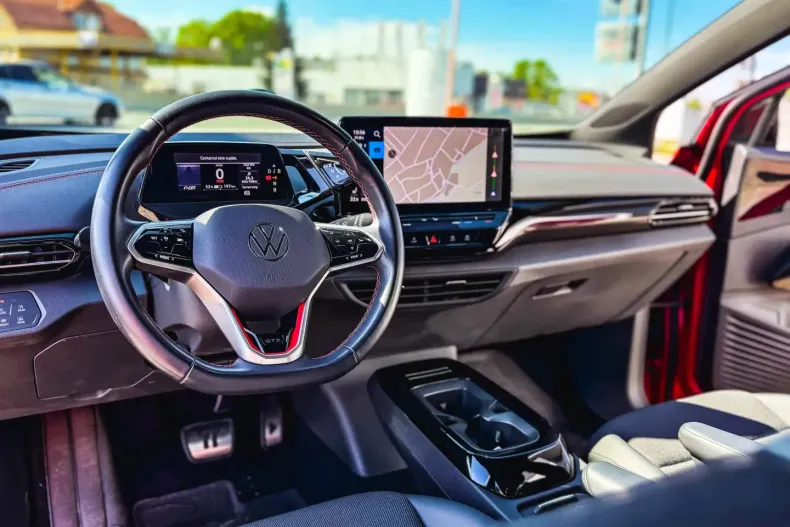 Volkswagen ID.4 din 2023 cu 14.500 km - oferta VOL119033 - foto 8