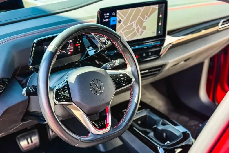 Volkswagen ID.4 din 2023 cu 14.500 km - oferta VOL119033 - foto 12