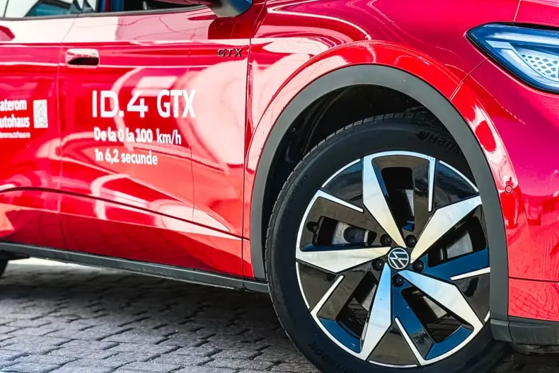 Volkswagen ID.4 din 2023 cu 14.500 km - oferta VOL119033 - foto 31