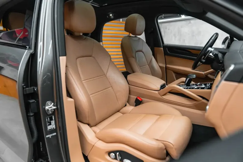 Porsche Cayenne din 2020 cu 74.000 km - oferta POR119034 - foto 20