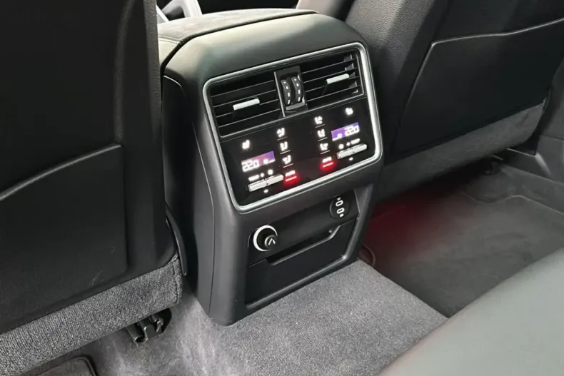 Porsche Cayenne din 2020 cu 136.999 km - oferta POR119035 - foto 15