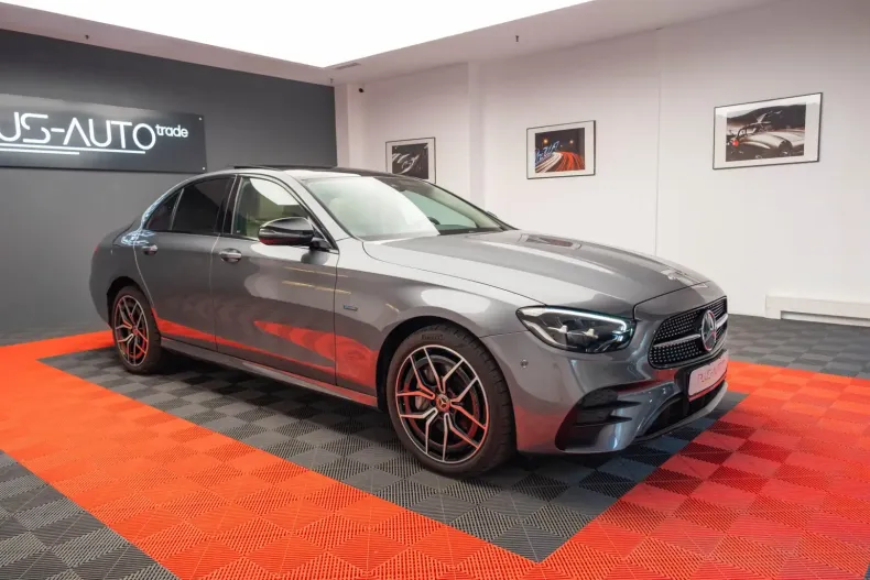 Mercedes-Benz E 300 din 2021 cu 42.000 km - oferta MER119036 - foto 1