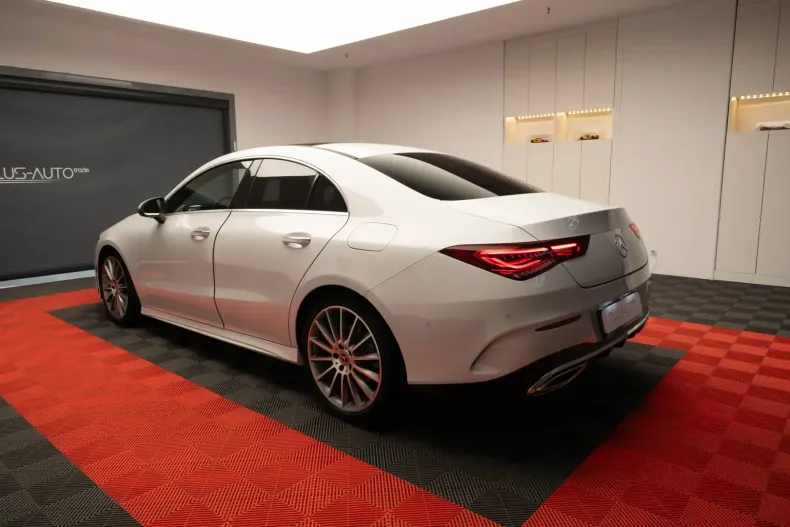 Mercedes-Benz CLA 200 din 2023 cu 30.150 km - oferta MER119039 - foto 11