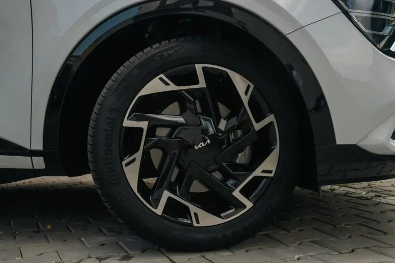 Kia Sportage din 2022 cu 21.930 km - oferta KIA119040 - foto 8