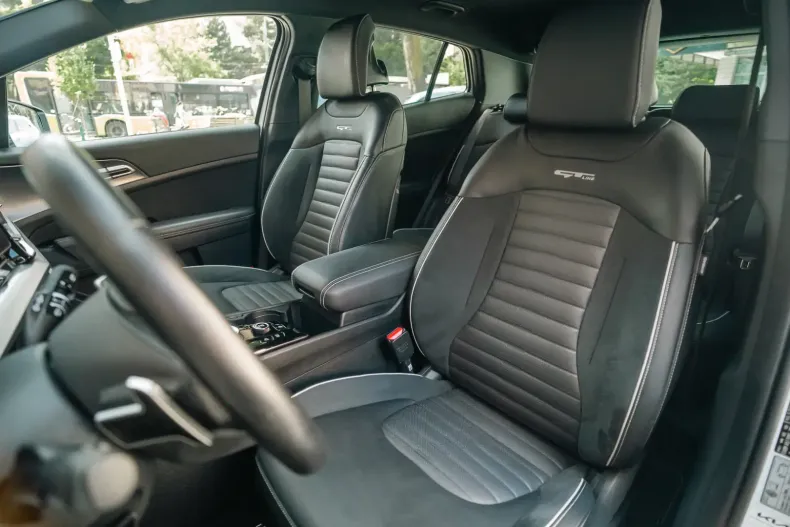 Kia Sportage din 2022 cu 21.930 km - oferta KIA119040 - foto 11