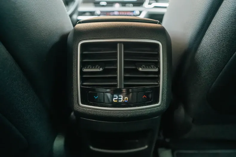 Kia Sportage din 2022 cu 21.930 km - oferta KIA119040 - foto 32