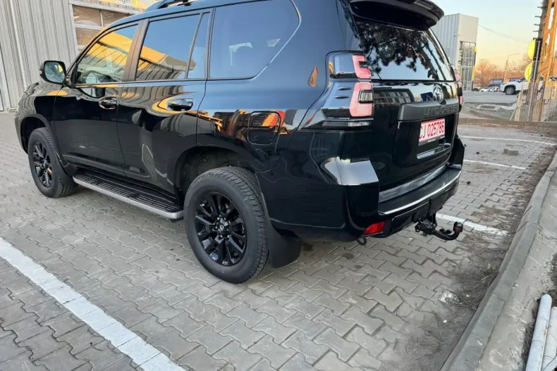 Toyota Land Cruiser din 2024 cu 29.000 km - oferta TOY119044 - foto 4