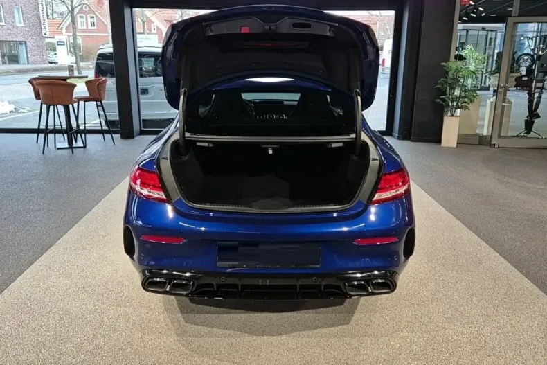 Mercedes-Benz C 63 AMG din 2020 cu 64.700 km - oferta MER119047 - foto 13