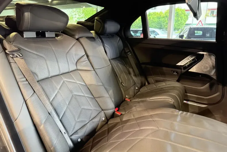 BMW i7 din 2024 cu 30.000 km - oferta BMW119048 - foto 27