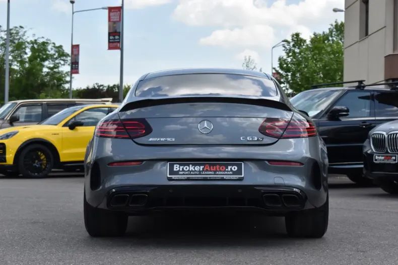Mercedes-Benz C 63 AMG din 2020 cu 31.500 km - oferta MER119055 - foto 4