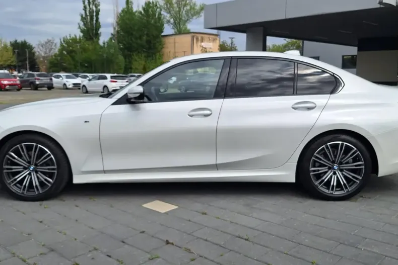BMW 320 din 2022 cu 76.198 km - oferta BMW119056 - foto 8