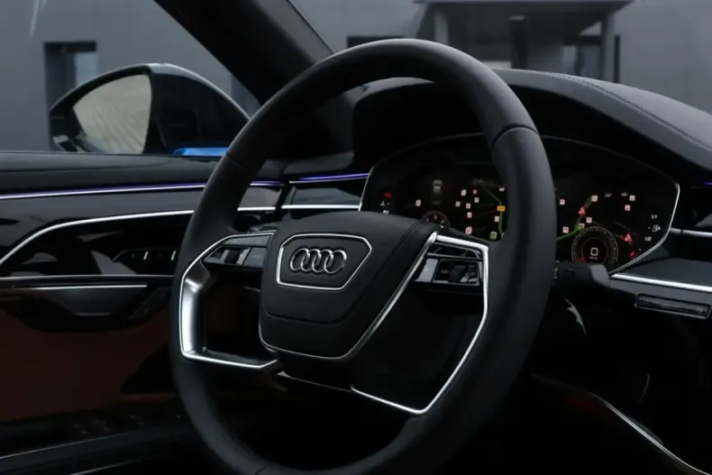 Audi A8 din 2023 cu 3.218 km - oferta AUD119061 - foto 13