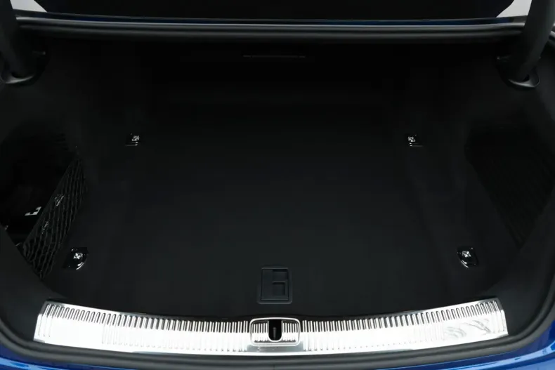 Audi A8 din 2023 cu 3.218 km - oferta AUD119061 - foto 28