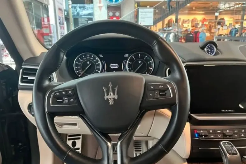 Maserati Ghibli din 2021 cu 74.750 km - oferta MAS119068 - foto 9