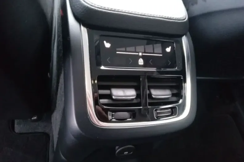 Volvo XC90 din 2020 cu 92.350 km - oferta VOL119074 - foto 10