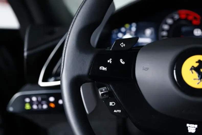 Ferrari Roma din 2022 cu 19.950 km - oferta FER119085 - foto 11