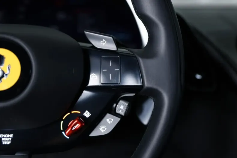 Ferrari Roma din 2022 cu 19.950 km - oferta FER119085 - foto 12