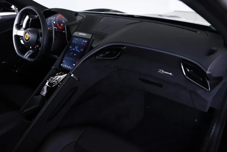 Ferrari Roma din 2022 cu 19.950 km - oferta FER119085 - foto 17