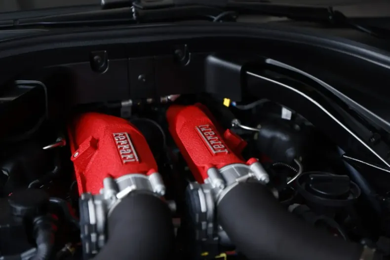 Ferrari Roma din 2022 cu 19.950 km - oferta FER119085 - foto 19