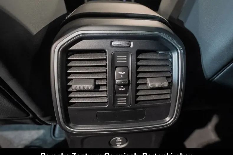 Porsche Macan din 2024 cu 12.924 km - oferta POR119089 - foto 30