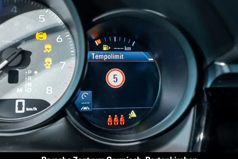 Porsche Macan din 2023 cu 15.337 km - oferta POR119090 - foto 20