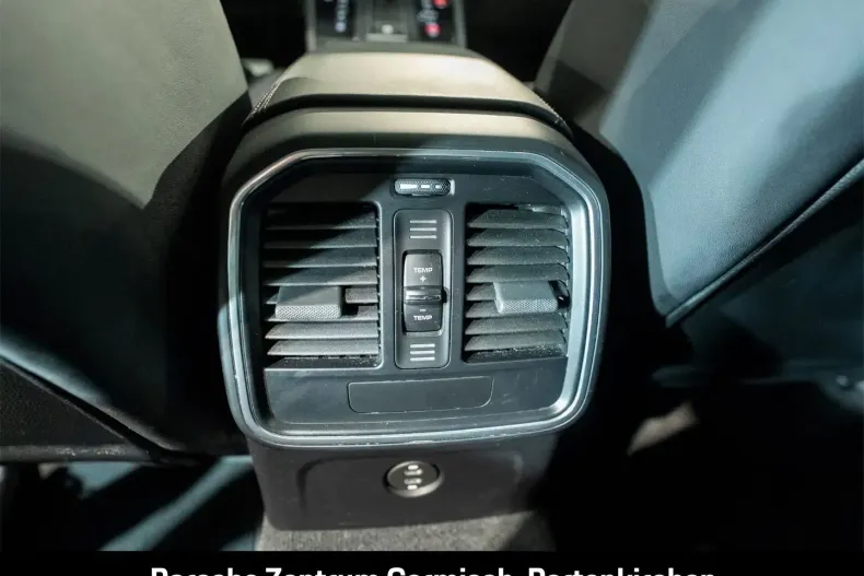 Porsche Macan din 2023 cu 15.337 km - oferta POR119090 - foto 30