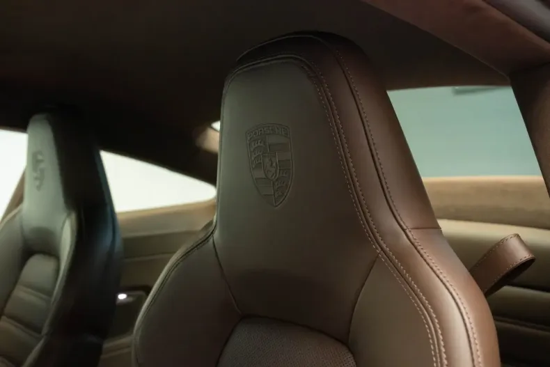 Porsche 992 din 2023 cu 8.500 km - oferta POR119097 - foto 19